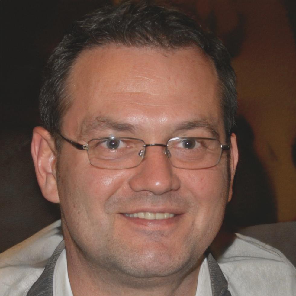 Carlos Silva, Diretor Financeiro
